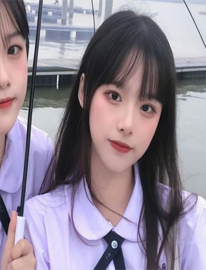 芭比之美人鱼历险记系列英文版导演手法深度解析感人至深的：艺术风格与技术特点分析